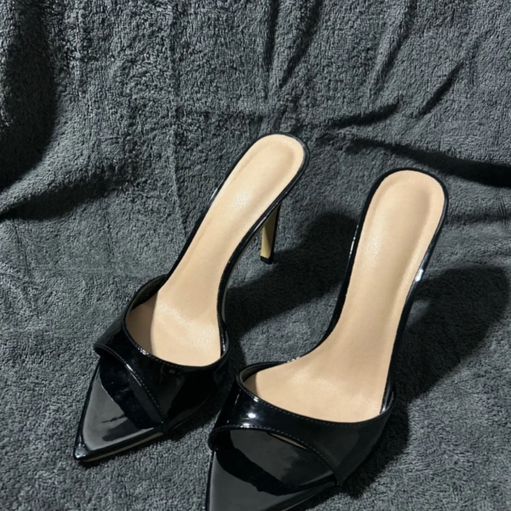 SHEIN Black Patent Leather Heels